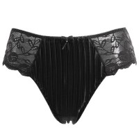 slip taillissime 200x200 Noël : De la lingerie grande taille en cadeau, à petit prix