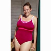 maillot de bain rose decathlon 200x200 Décathlon sort un Maillot de Bain grande taille allant jusqu’au 60  !