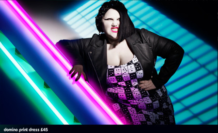 beth-ditto-at-evans-domino-dress