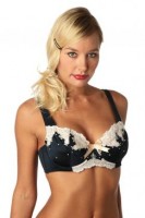 gs1 133x200 Cadeau de Noël Femme : de la lingerie grande taille !