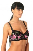 gs2 133x200 Cadeau de Noël Femme : de la lingerie grande taille !