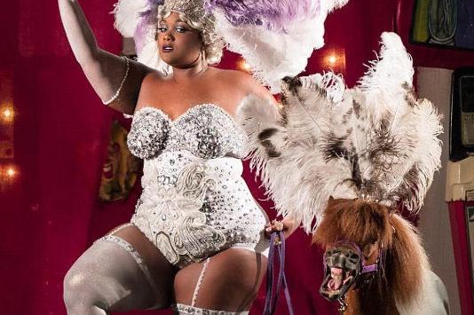 Ronde et sexy : ces photos vont vous faire craquer