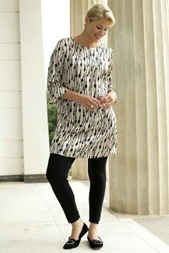 tunique 1 Robe et legging : la combinaison gagnante pour les femmes rondes ce printemps !