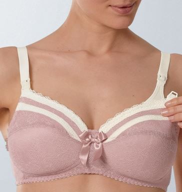 Soutien-gorge d’allaitement grande taille : choisissez bien ! 