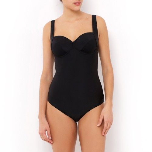 un maillot de bain grande taille noir