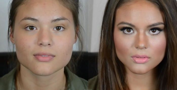 une jeune femme affine ses joues trop rondes avec du maquillage