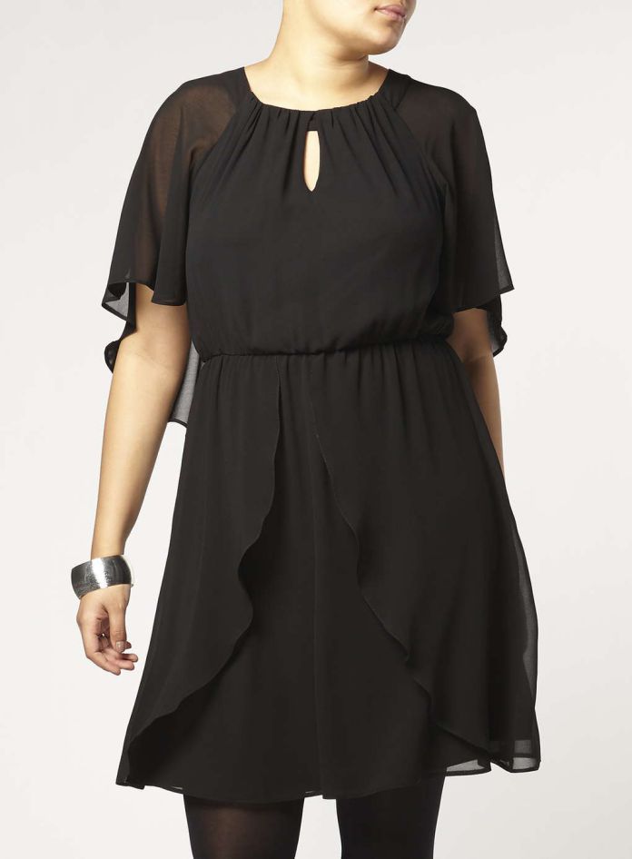 une robe noire grande taille