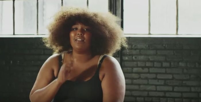 lizzo une rappeuse américaine ronde