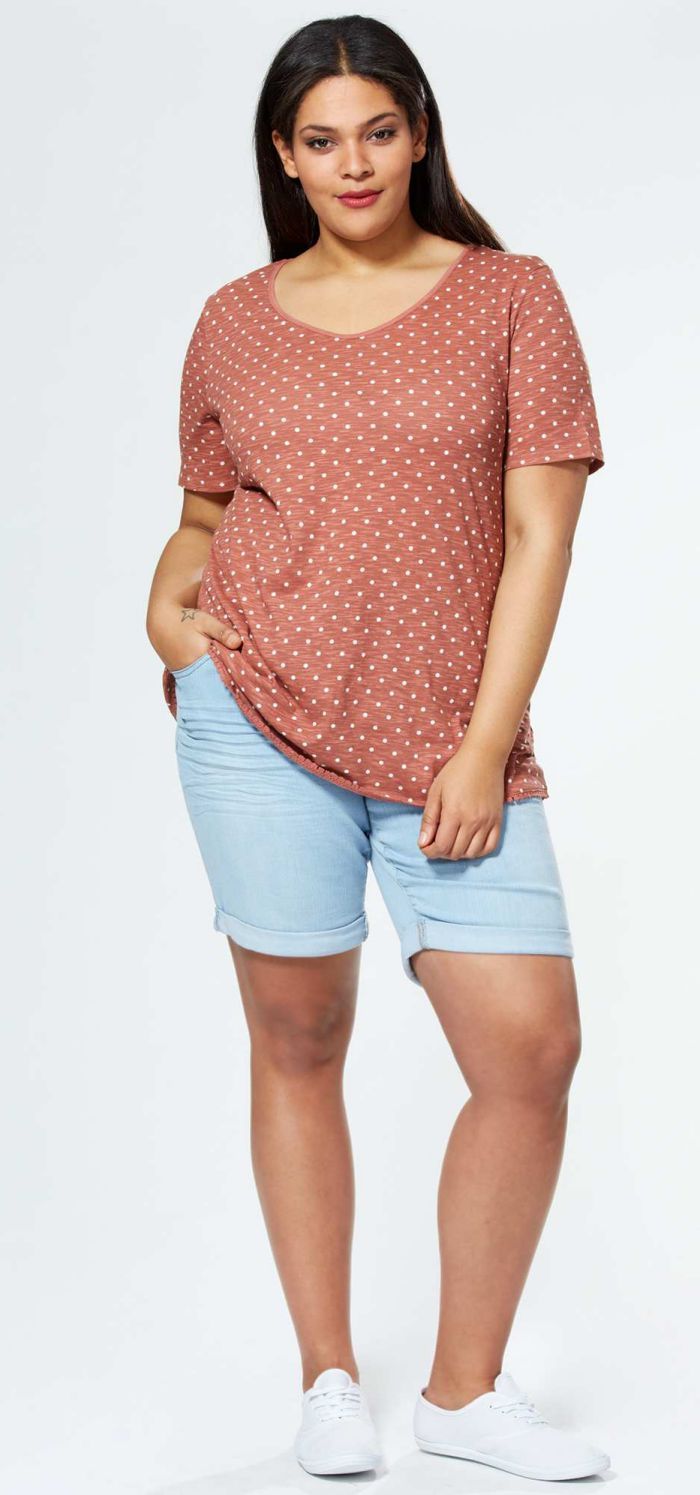 un short grande taille pour femme ronde