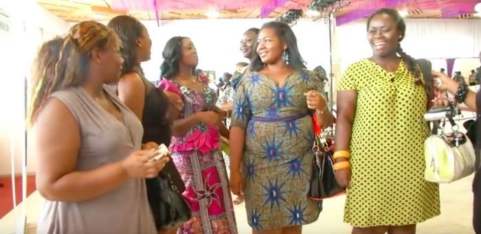 des femmes rondes africaines