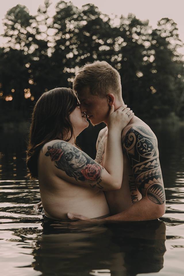 Les Photos De Leur Couple Provoquent Un Gros Buzz Sur La Toile