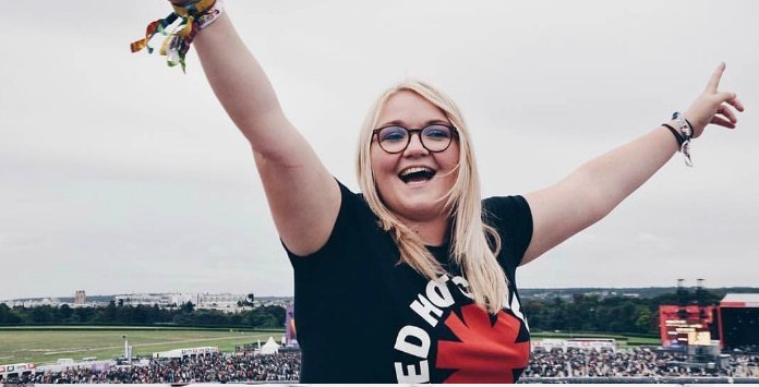 la youtubeuse ronde lola dubini interpelle emmanuel macron