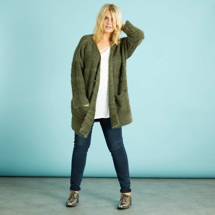 AUSELILY Gilet Femmes Longs Cardigans avec Poches Pull Léger en Tricot à Devant Ouvert à Manches Longues Manteau Décontracté Elégant Chic