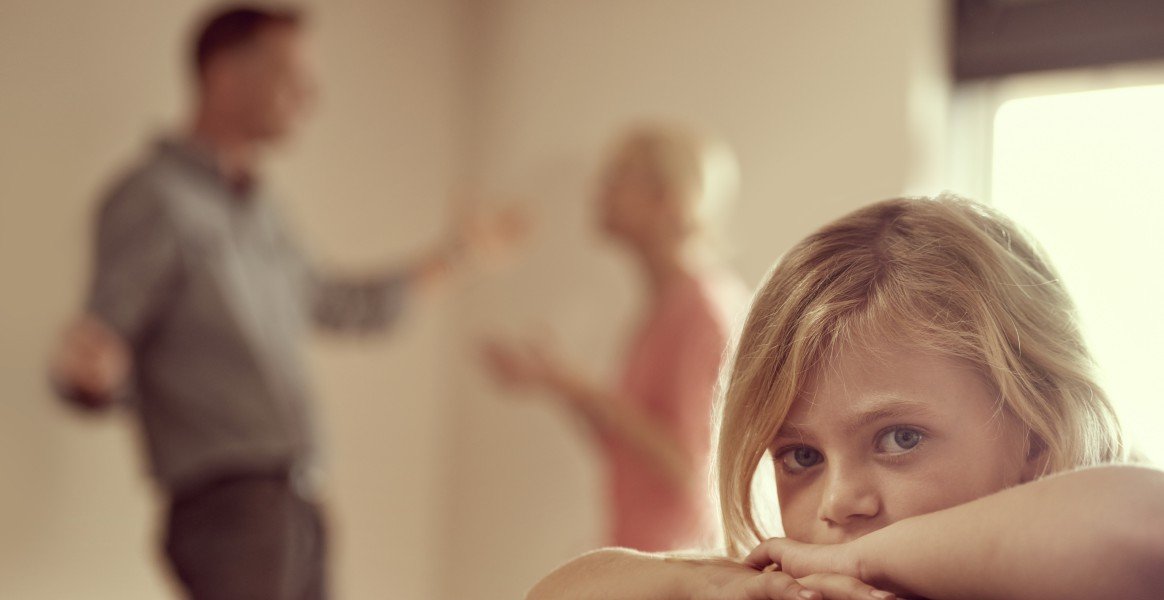 parents toxiques qui empoisonnent leurs enfants