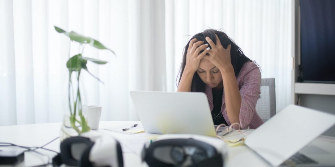 Environnement de travail toxique 7 signes révélateurs