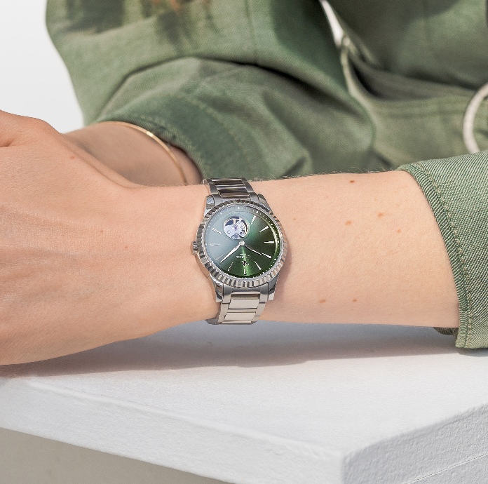 Montre femme automatique vert étanche - Aurore Coeur ouvert Paon