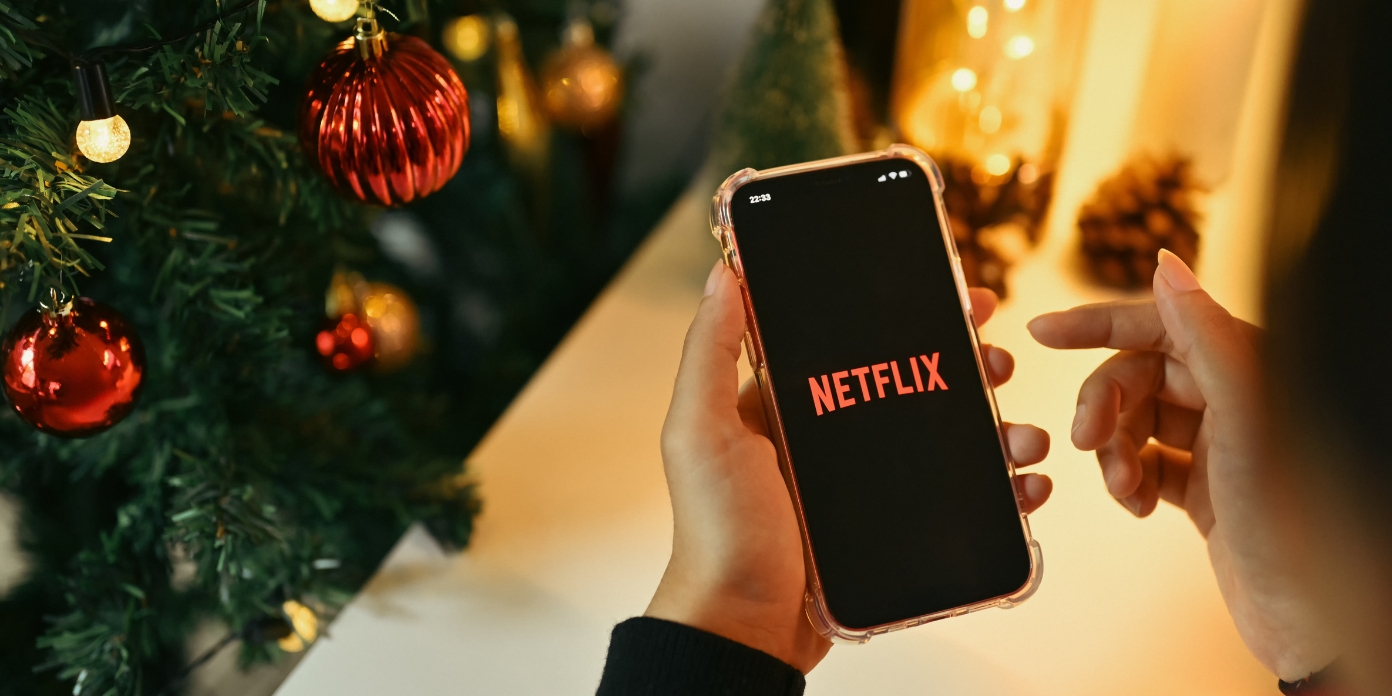 Plongez dans l'esprit des fêtes avec ces films de Noël sur Netflix !