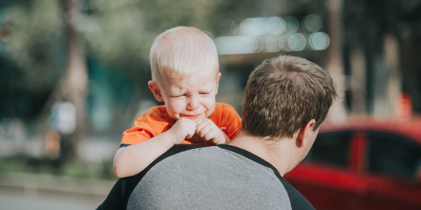 Enfants faisant des caprices