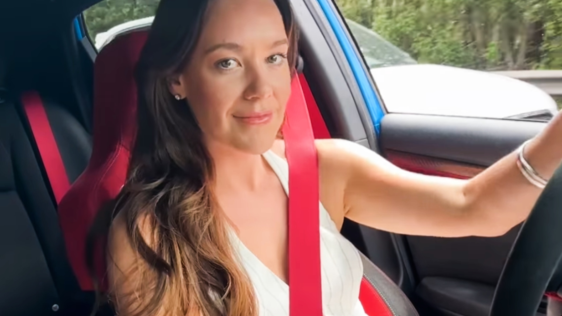 femme au volant
