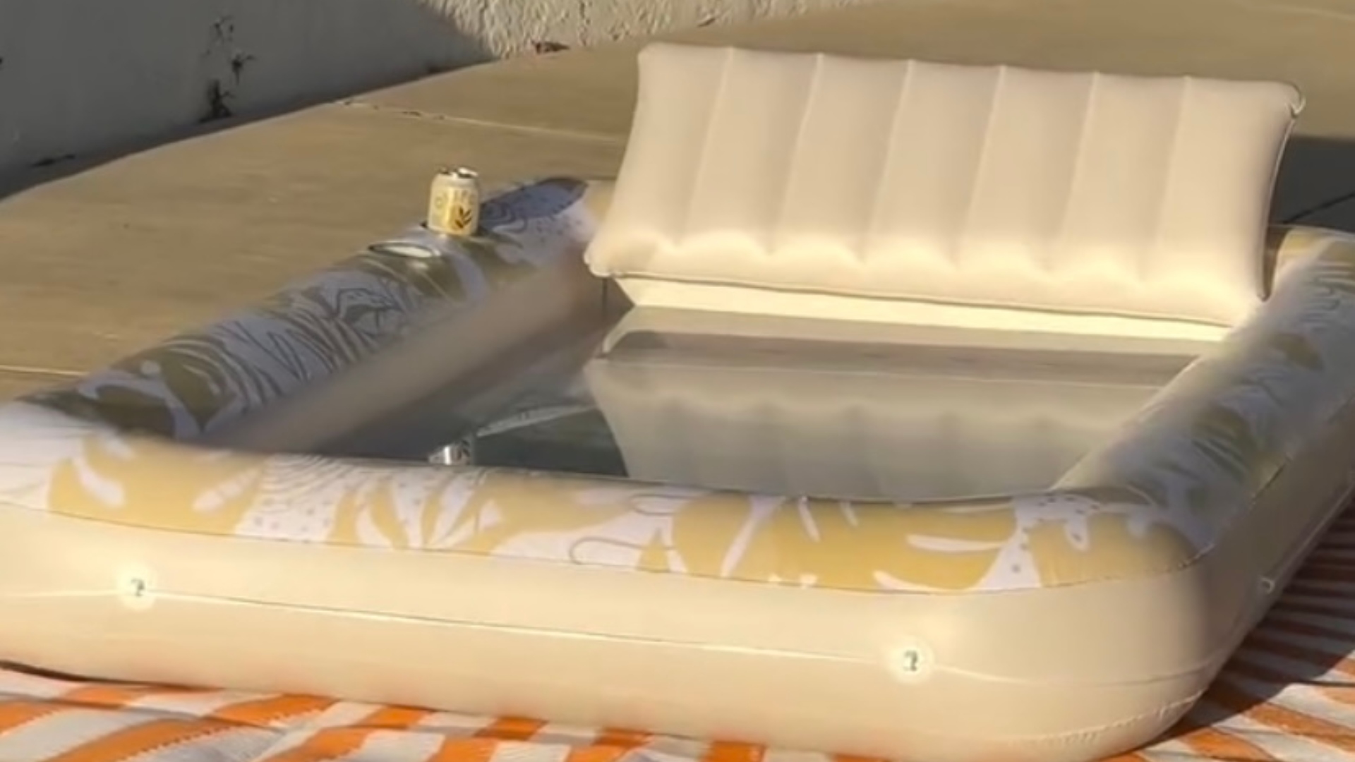 Matelas gonflable été sans piscine
