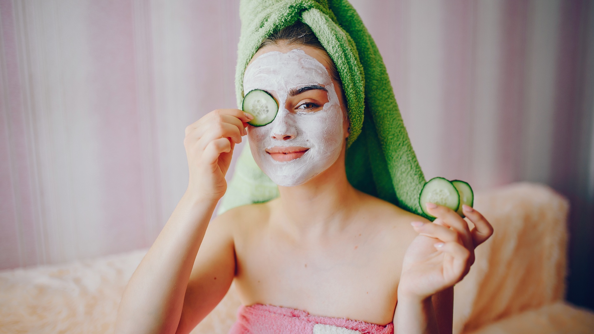 Concombres sur les yeux bienfaits