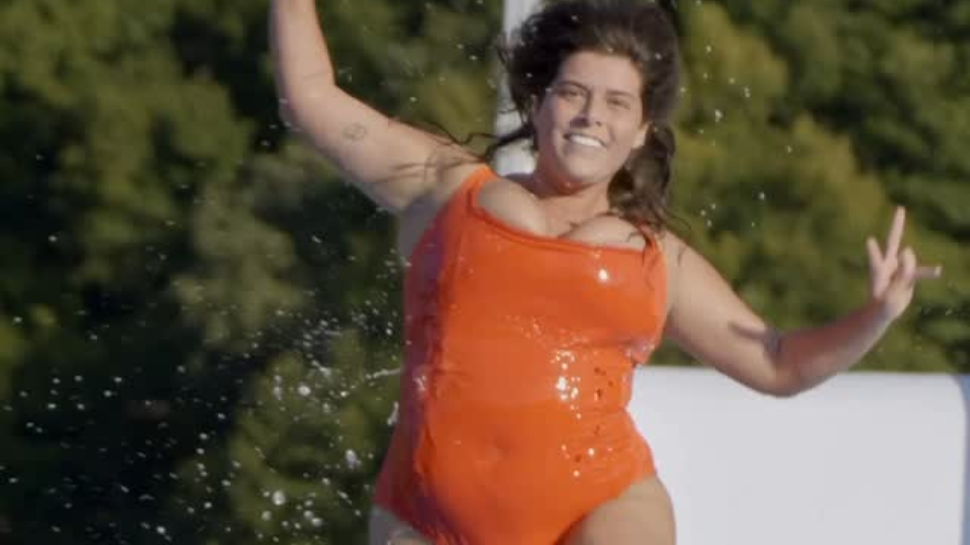 femme ronde parc aquatique
