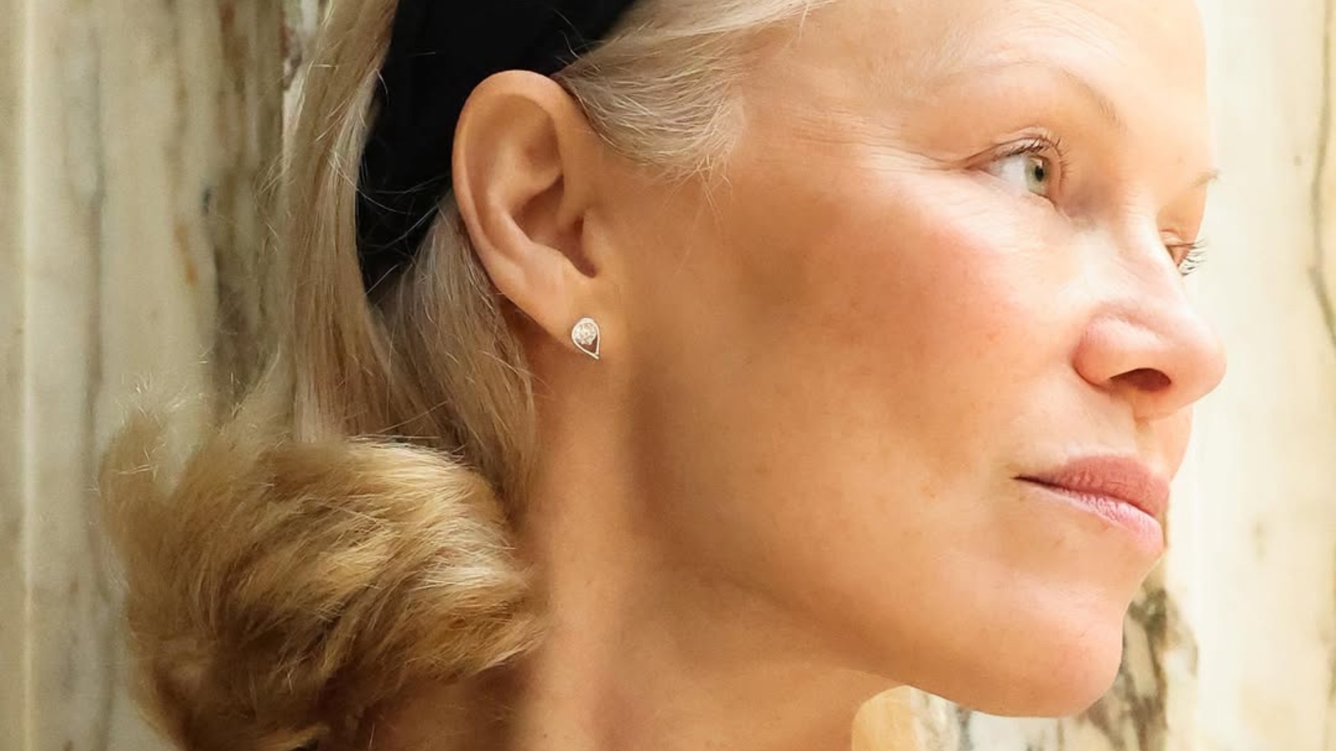 serre-tête vintage pamela anderson
