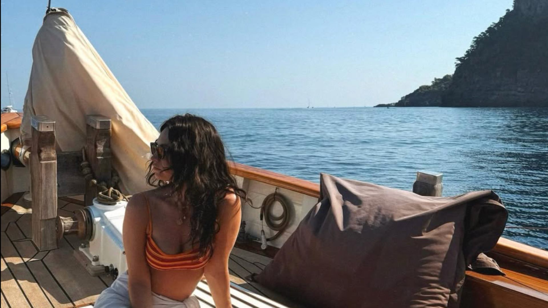 @lilyjamesofficial _ Instagram