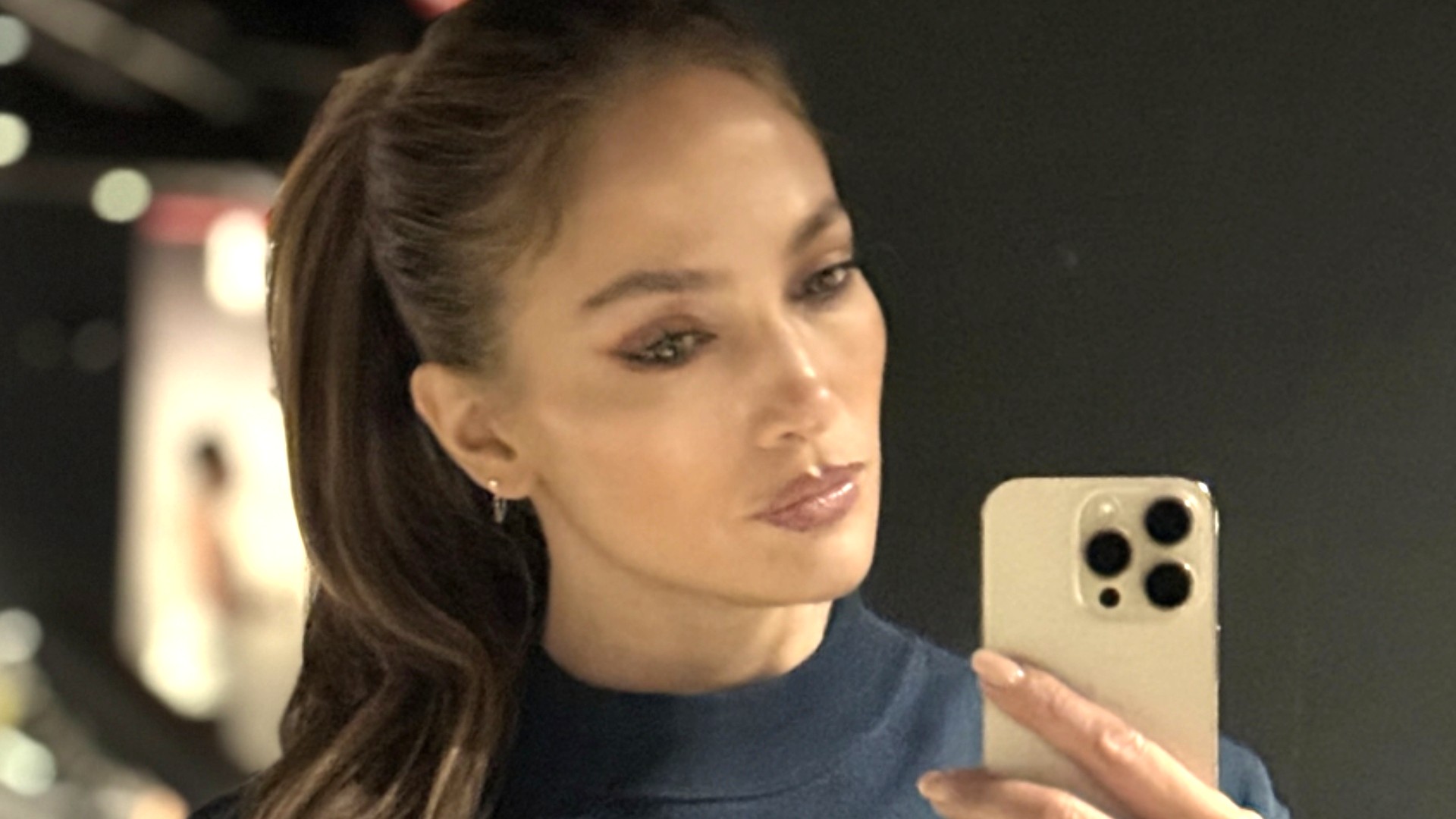 A 56 ans, Jennifer Lopez fait sensation à la salle de sport