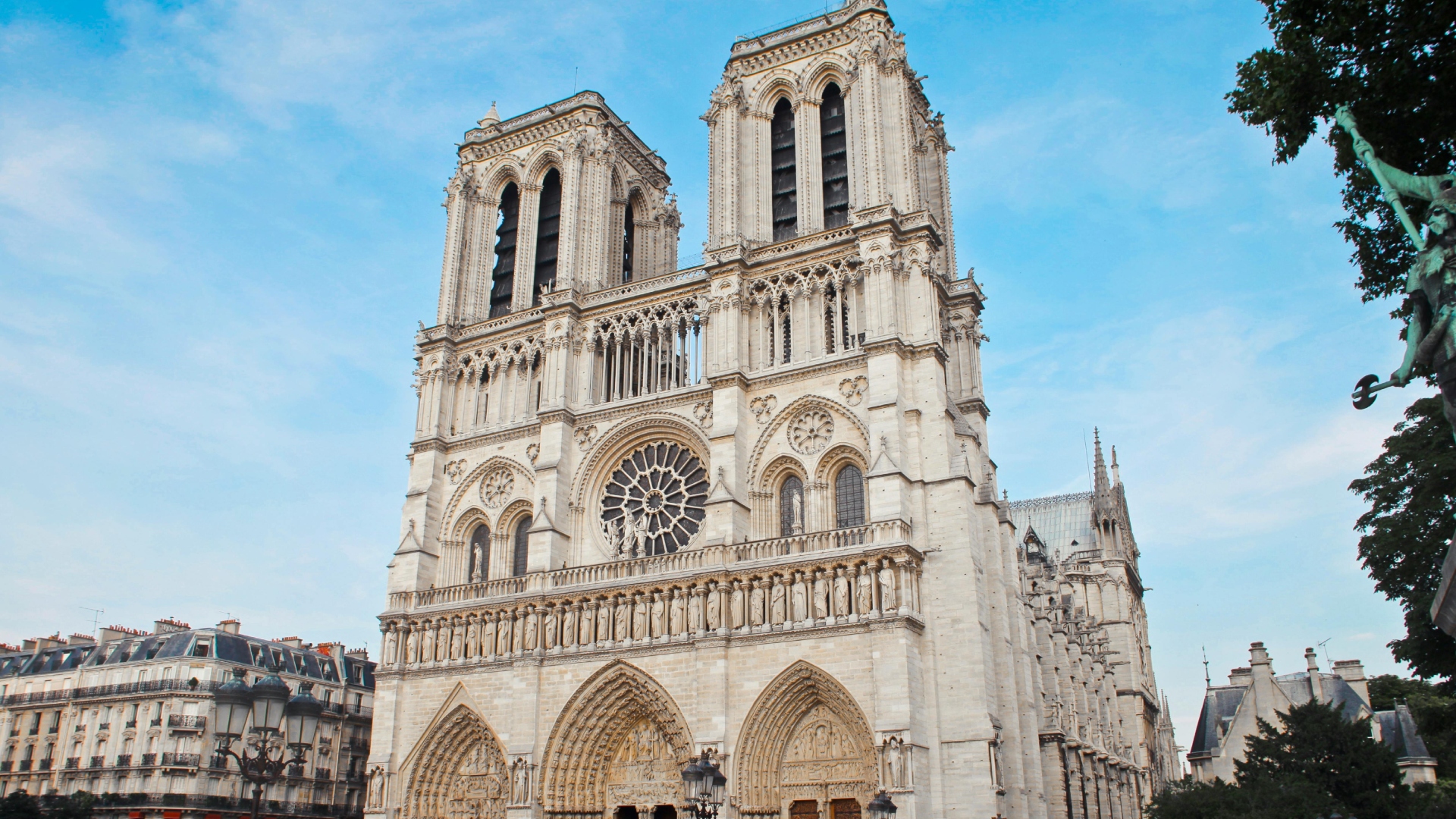 Voici pourquoi ce couple a été autorisé à se marier à Notre-Dame de Paris (1)