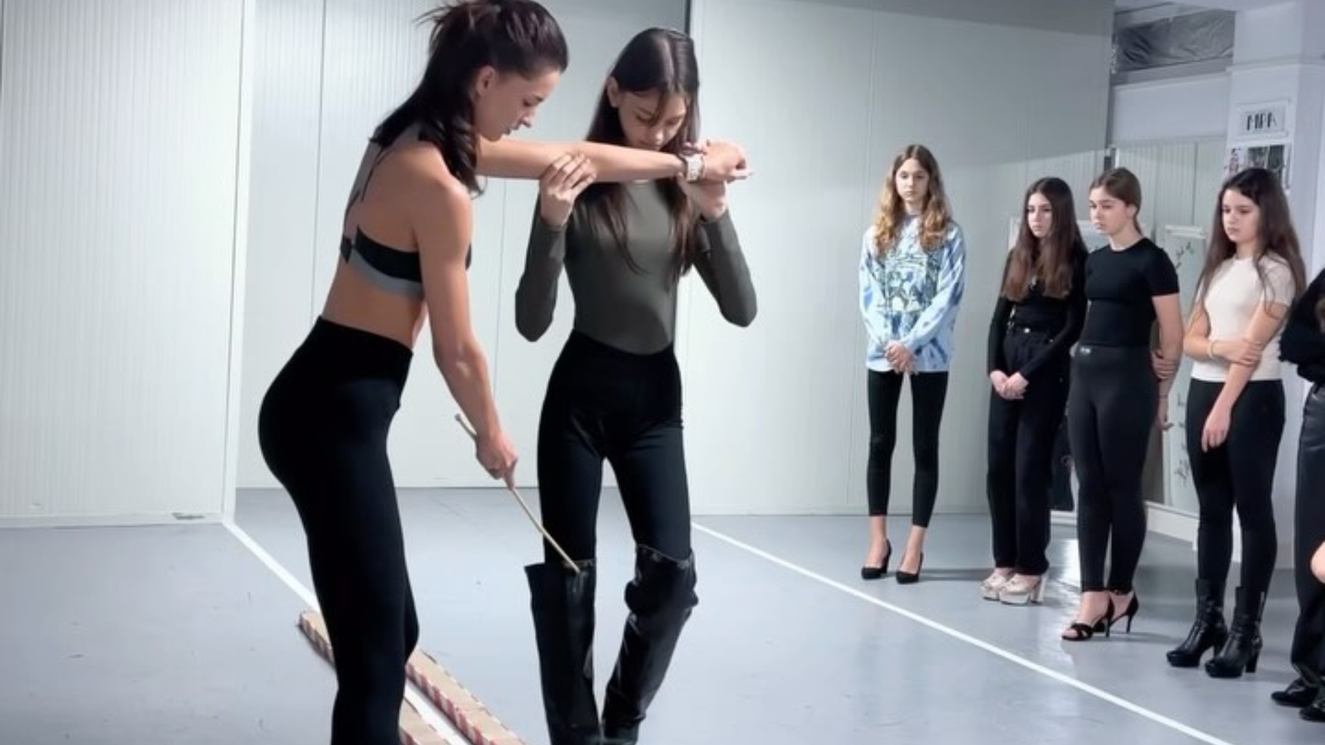 exercices extrêmes mannequins