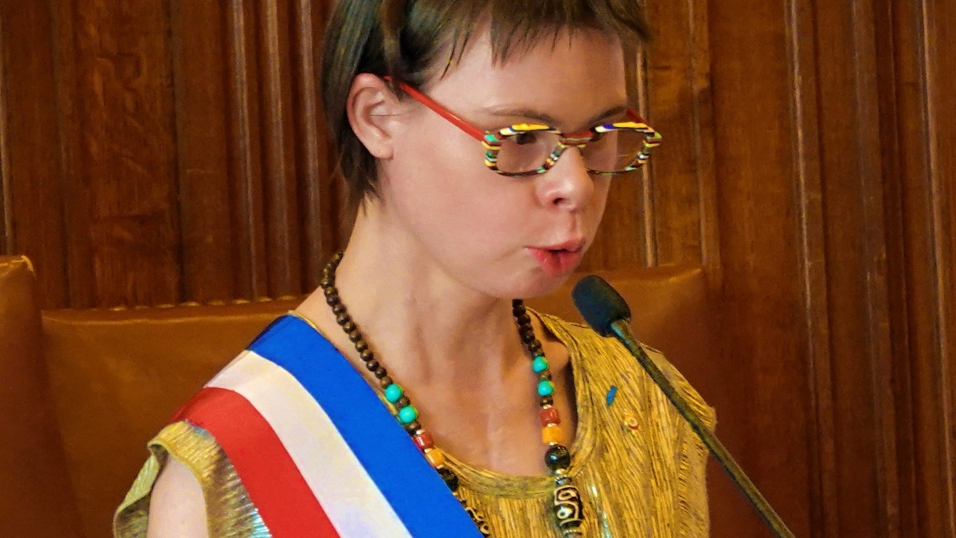 Eleonore Laloux conseillère municipale trisomie 21