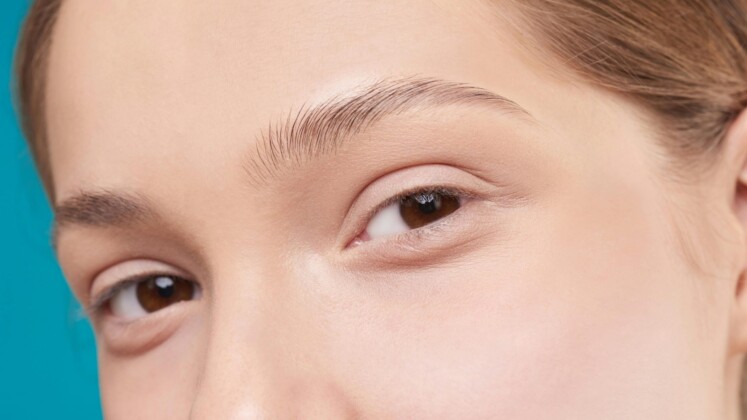 Eye Led Dimond Eyelid twitching: a benign symptom in the majority of cases