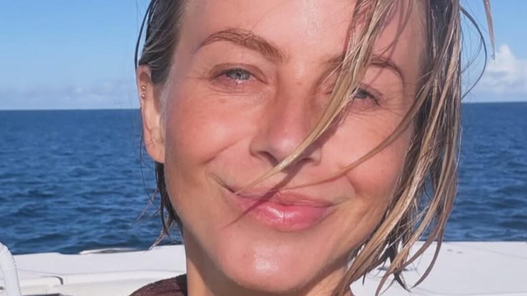 À 37 ans, cette danseuse américaine attire tous les regards sur la plage