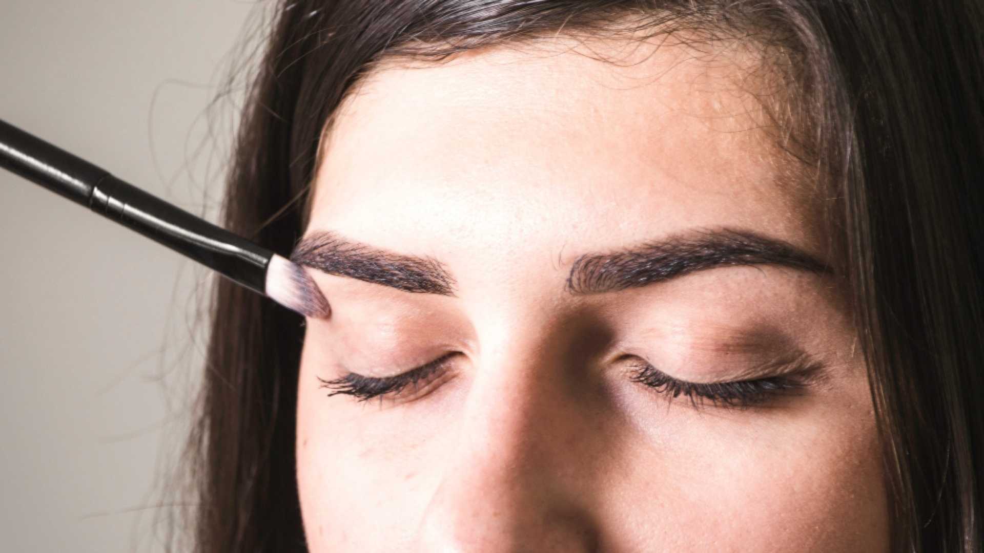 sourcils naturels