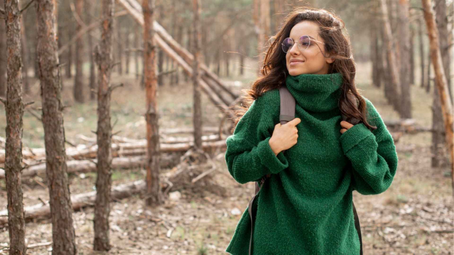 metsänvihreä asu